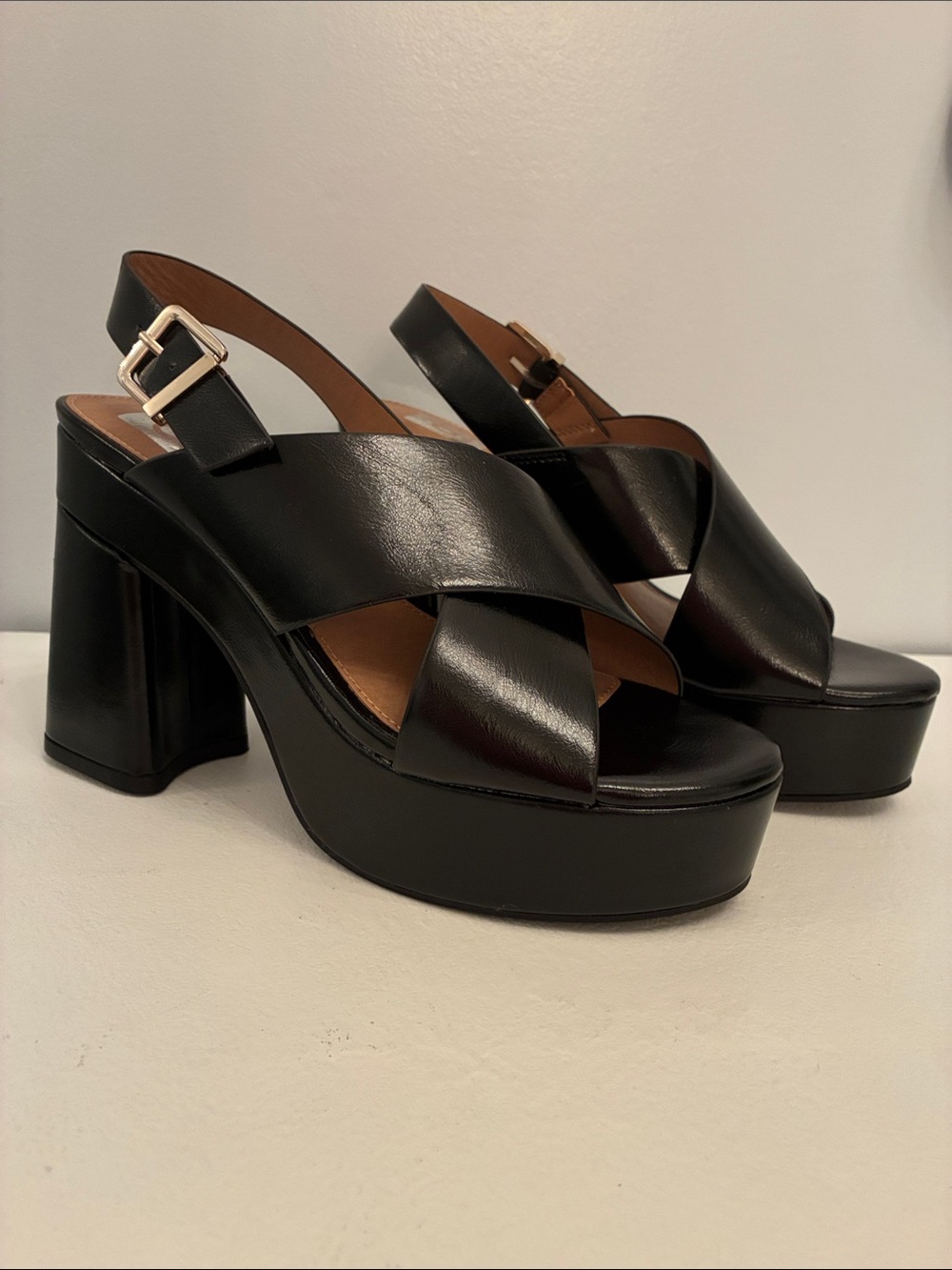 Dolce Vita Black Leather Platform Crisscross Slingback Sandals NWT 8